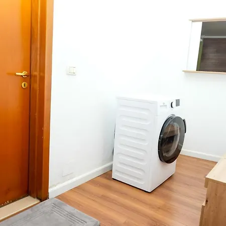 Cozy Apartment In The Heart Of Tirana ! Exterior photo