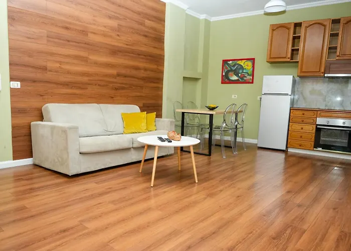 Cozy Apartment In The Heart Of Tirana !