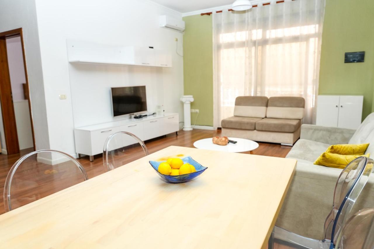 Cozy In The Heart Of ! Apartment